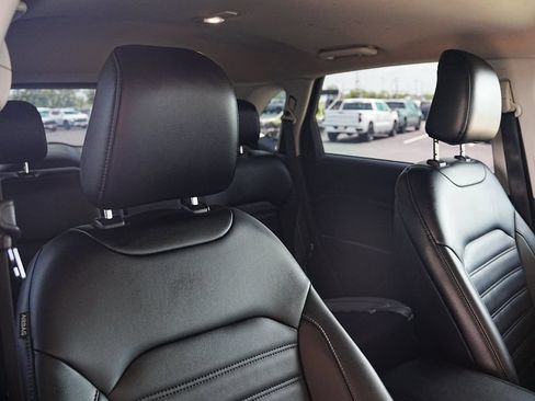 Used 2020 Ford Edge SEL w/ Convenience Package FWD image 23
