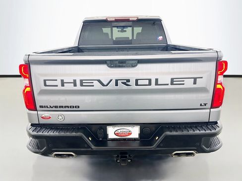 Used 2021 Chevrolet Silverado 1500 LT Trail Boss w/ Convenience Package II AWD/4WD image 5