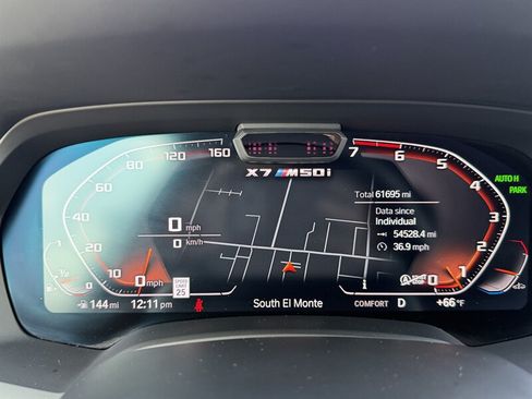 Used 2022 BMW X7 M50i w/ Dynamic Handling Package AWD/4WD image 16