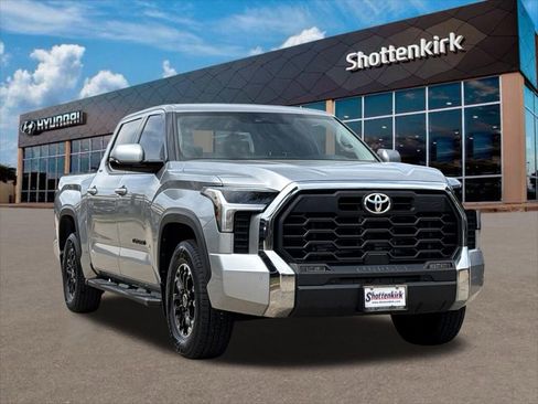 Used 2022 Toyota Tundra SR5 w/ TRD Off-Road Premium Package image 3