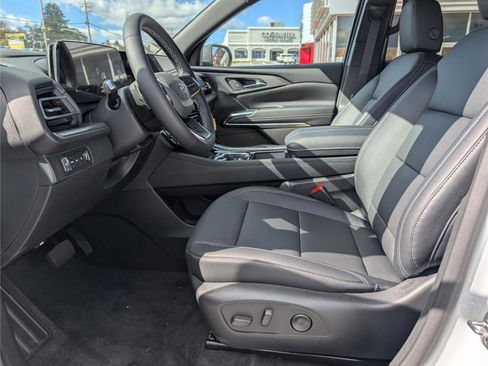 New 2026 Chevrolet Traverse LT w/ Midnight/Sport Edition image 14