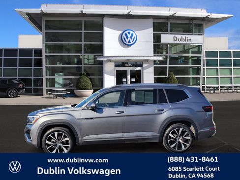 Certified 2025 Volkswagen Atlas SEL Premium R-Line image 7