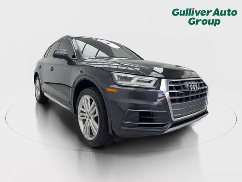Used 2019 Audi Q5 2.0T Premium Plus w/ Premium Plus Package AWD/4WD image 13