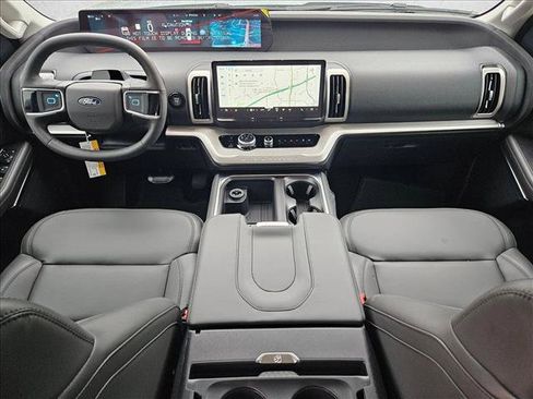 New 2026 Ford Expedition Max Active RWD image 15