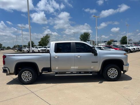 Used 2021 Chevrolet Silverado 2500 LT w/ Texas Edition AWD/4WD image 6