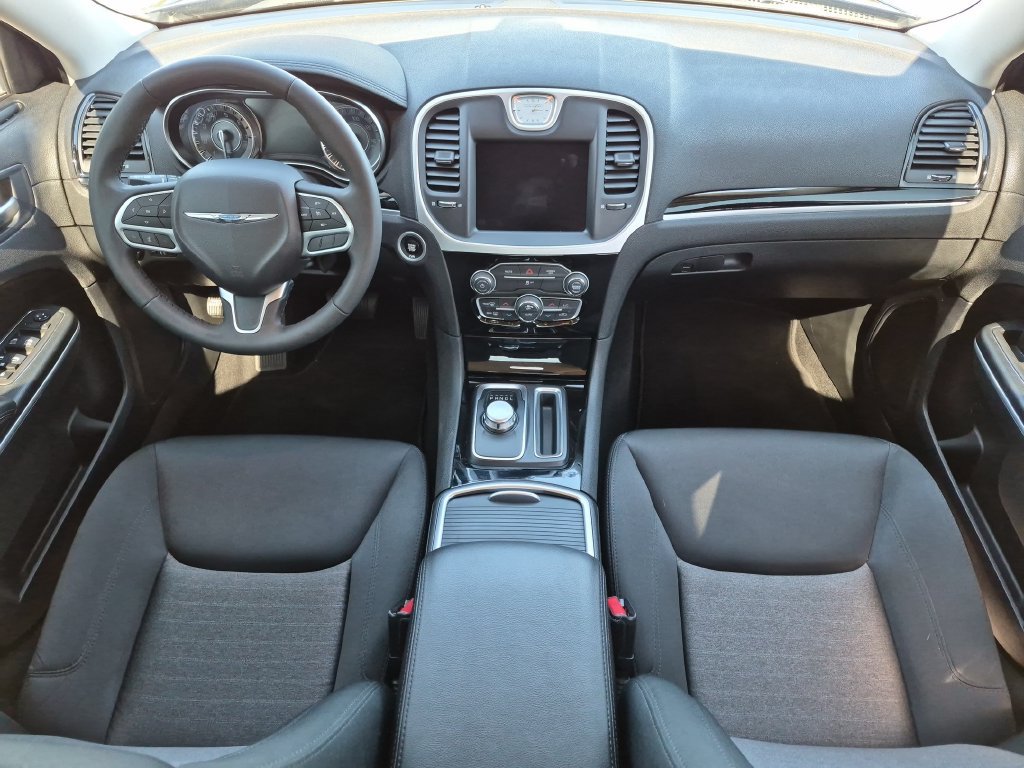 Used 2023 Chrysler 300 Touring w/ Sport Appearance Package RWD image 13
