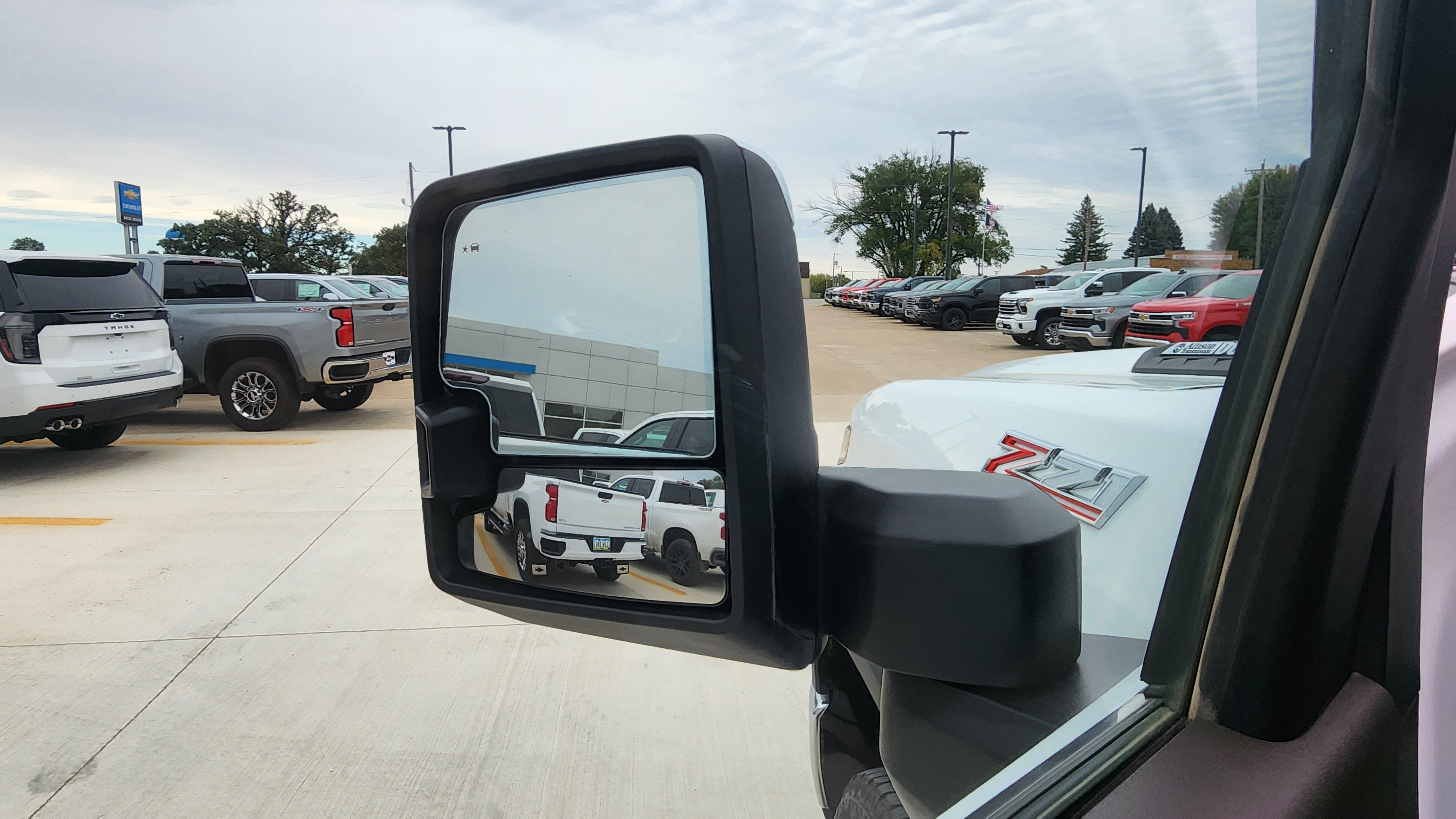 Certified 2026 Chevrolet Silverado 3500 LTZ w/ LTZ Plus Package AWD/4WD image 10