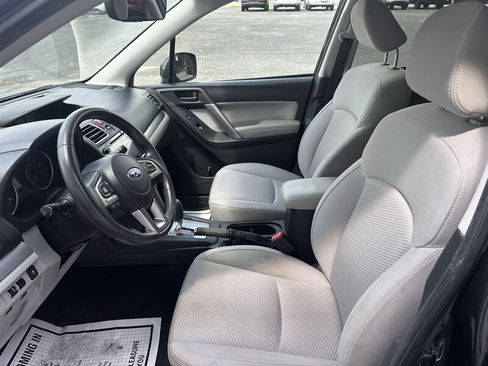 Used 2017 Subaru Forester 2.5i Premium w/ All-Weather Package AWD/4WD image 5