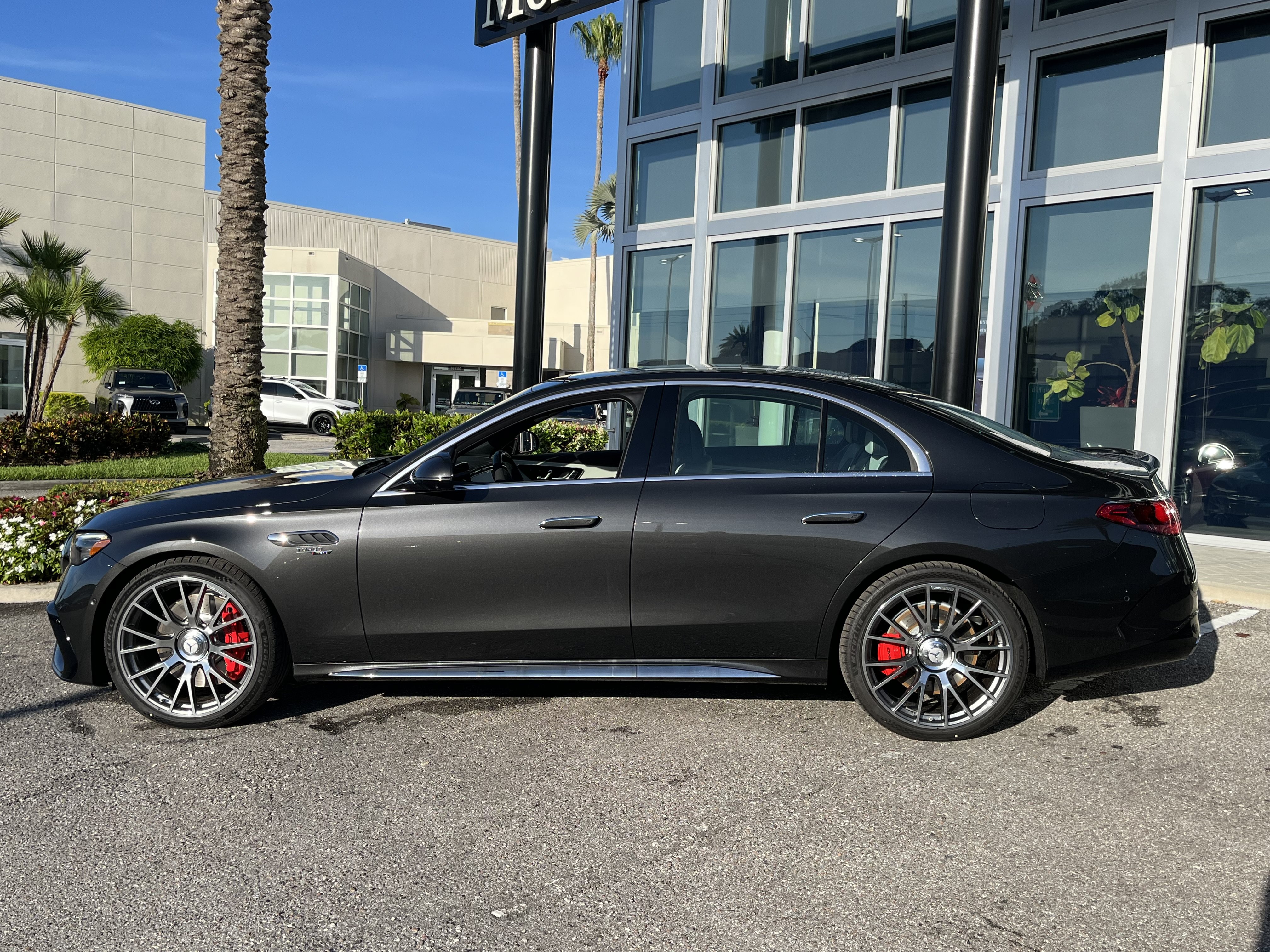 New 2026 Mercedes-Benz E 53 AMG e 4MATIC Sedan image 3