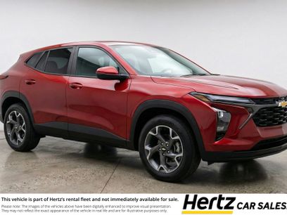 Used 2025 Chevrolet Trax LT