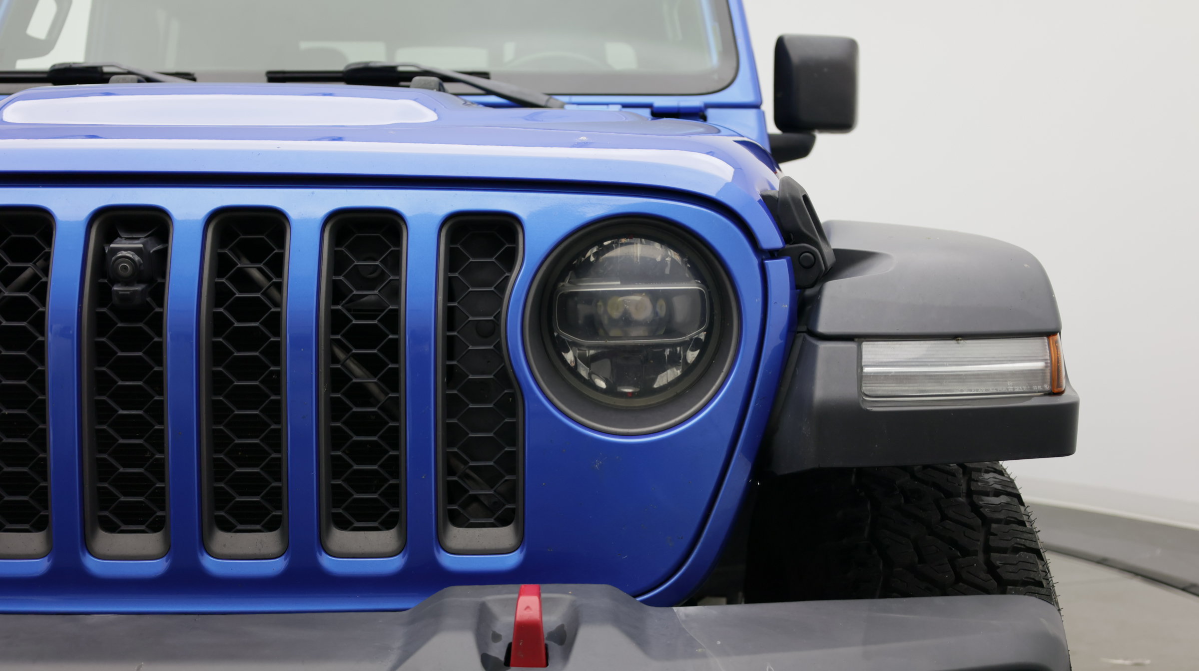 Used 2021 Jeep Gladiator Rubicon AWD/4WD image 11