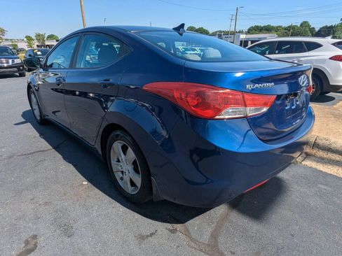 Used 2013 Hyundai Elantra GLS w/ Preferred Pkg FWD image 5