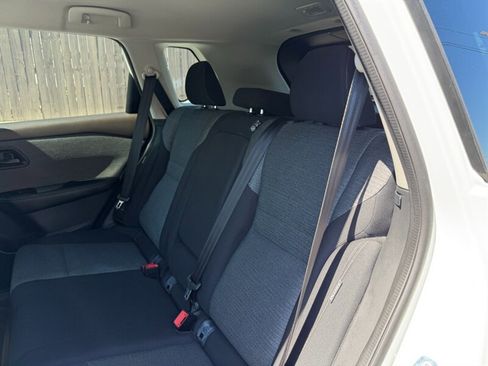 Used 2021 Nissan Rogue S FWD image 24