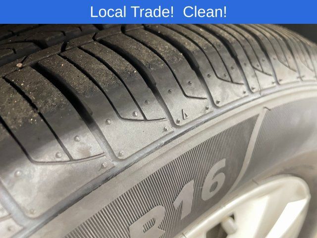 Used 2019 Volkswagen Beetle 2.0T S FWD image 14