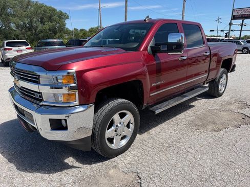 Used 2015 Chevrolet Silverado 2500 LTZ w/ Duramax Plus Package AWD/4WD image 7