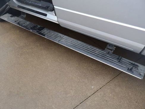 Used 2015 Ford Expedition EL Platinum RWD image 30