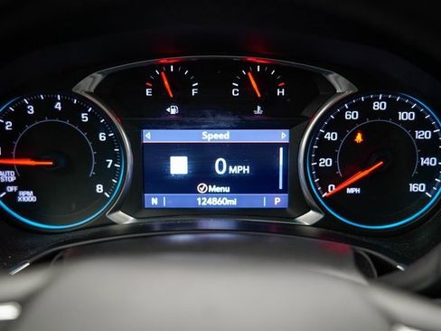 Used 2019 Chevrolet Equinox Premier image 33