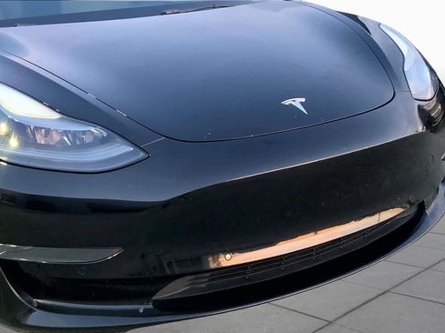 Used 2021 Tesla Model 3 Standard Range Plus RWD image 28