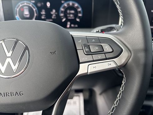 New 2026 Volkswagen Tiguan SE image 20