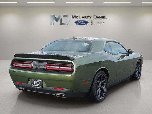 Used 2022 Dodge Challenger GT w/ Plus Package image 5