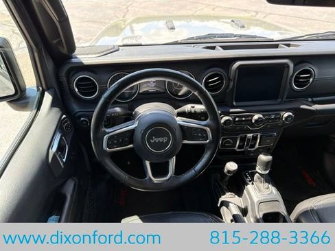 Used 2019 Jeep Wrangler Unlimited Sahara AWD/4WD image 22