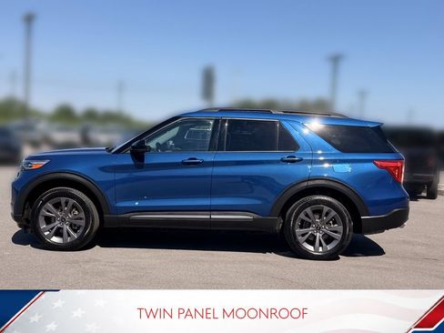 Used 2023 Ford Explorer XLT w/ Equipment Group 202A AWD/4WD image 7