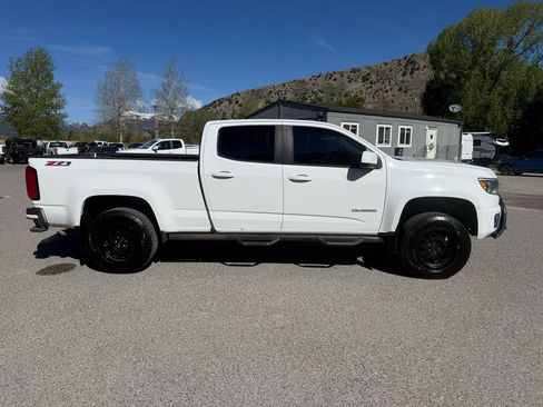 Used 2017 Chevrolet Colorado Z71 AWD/4WD image 6