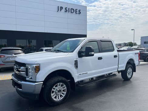 Used 2019 Ford F250 XLT AWD/4WD image 1