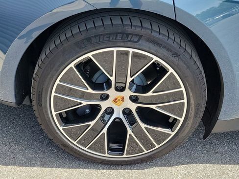 Certified 2025 Porsche Taycan AWD/4WD image 14