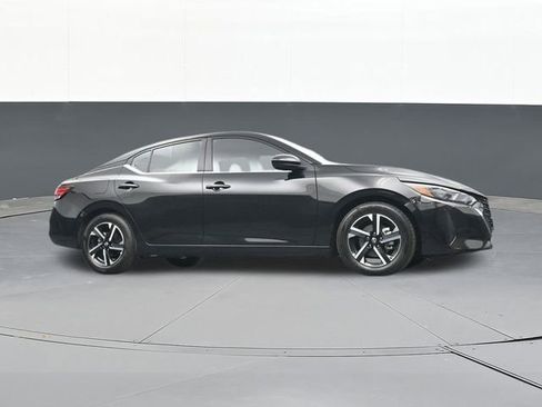 Used 2025 Nissan Sentra SV image 50