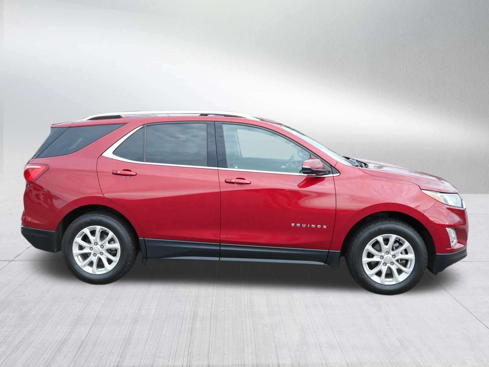 Used 2018 Chevrolet Equinox LT w/ Sun & Infotainment Package AWD/4WD image 8