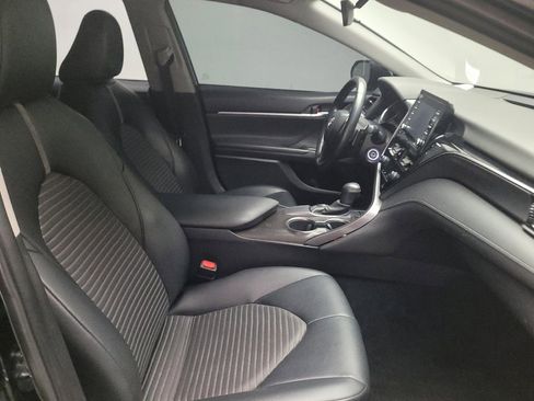 Used 2021 Toyota Camry SE image 21