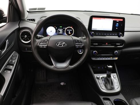 Used 2023 Hyundai Kona Limited AWD/4WD image 12