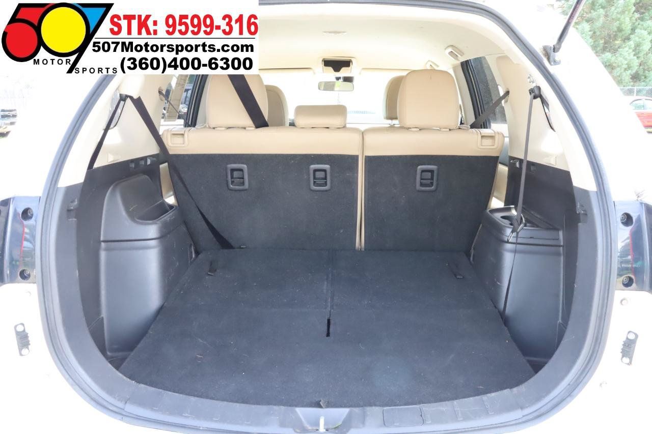Used 2016 Mitsubishi Outlander SEL AWD/4WD image 14