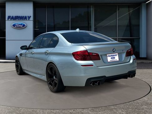 Used 2015 BMW M5 RWD image 4