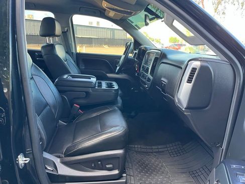 Used 2018 GMC Sierra 1500 SLT w/ SLT Premium Package image 17