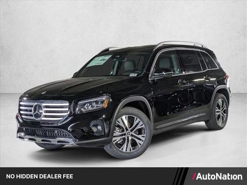 New 2025 Mercedes-Benz GLB 250 4MATIC image 1