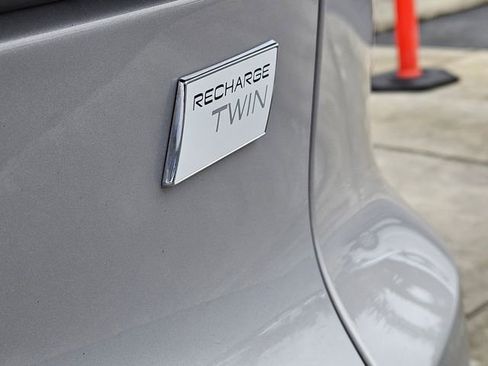 Certified 2023 Volvo C40 P8 Recharge Ultimate w/ Protection Package Premier image 10