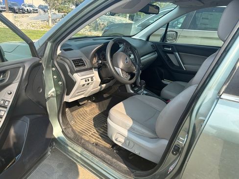 Used 2014 Subaru Forester 2.5i Limited w/ Protection Package #2 AWD/4WD image 11