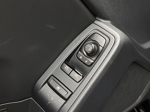 Used 2025 Toyota GR86 Premium RWD image 12