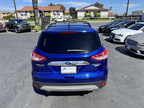 Used 2015 Ford Escape Titanium w/ Equipment Group 301A AWD/4WD image 4
