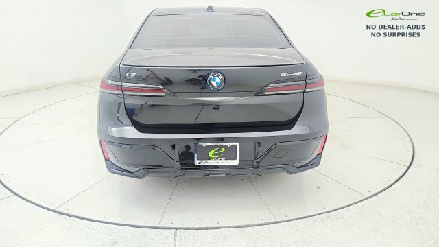 Used 2025 BMW i7 eDrive50 w/ M Sport Package RWD image 30