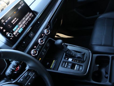 Certified 2025 Honda CR-V EX-L image 19