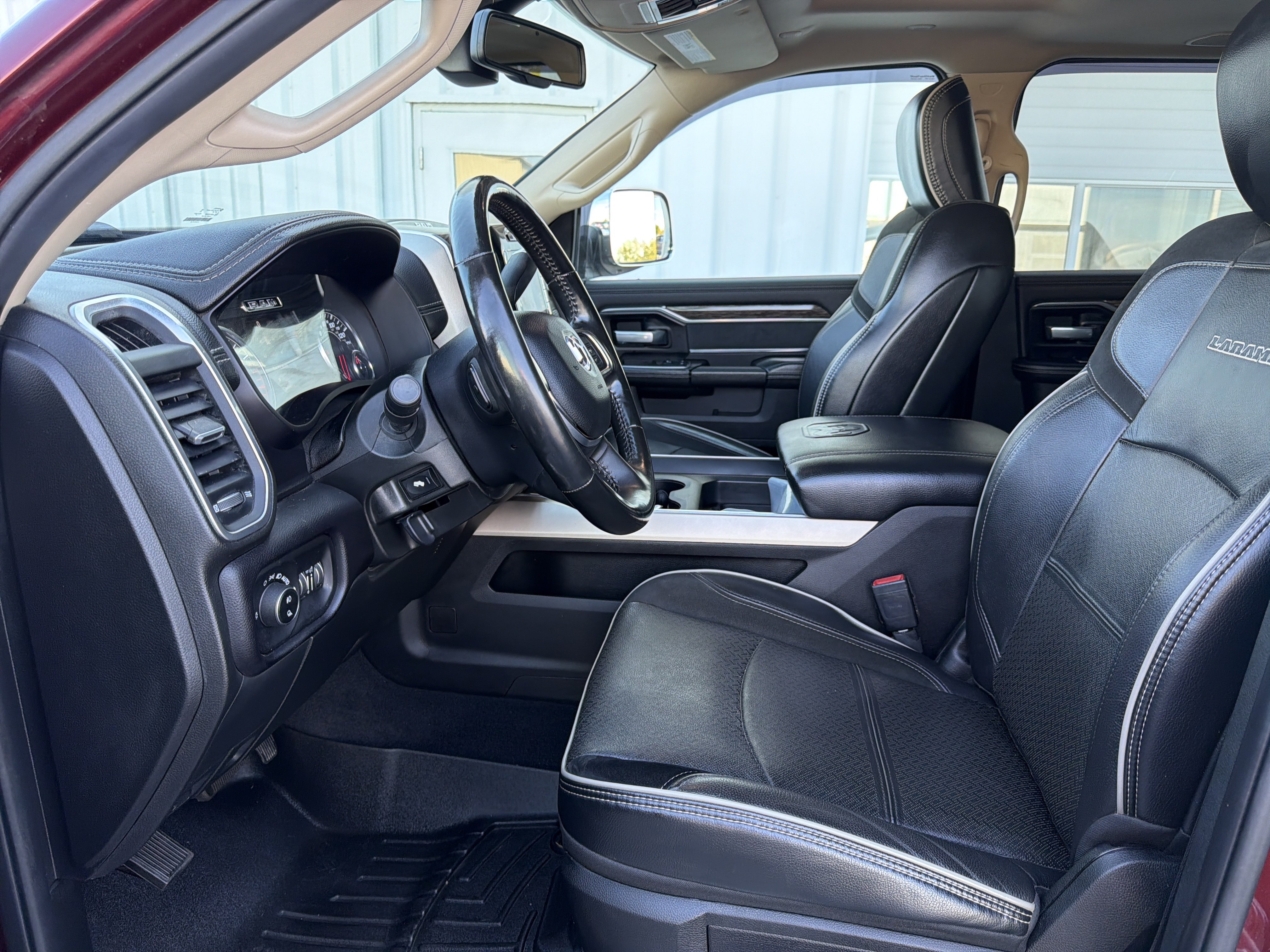 Used 2021 RAM 2500 Laramie AWD/4WD image 25