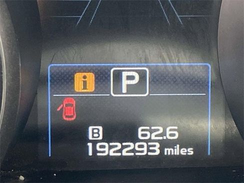 Used 2019 Subaru Outback 2.5i Premium image 18