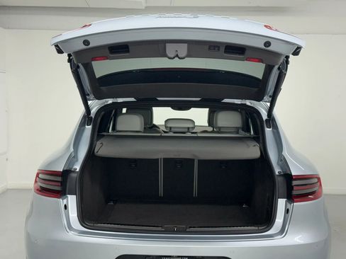 Used 2016 Porsche Macan S image 38