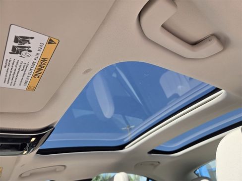 Used 2026 Mercedes-Benz E 350 Sedan image 6