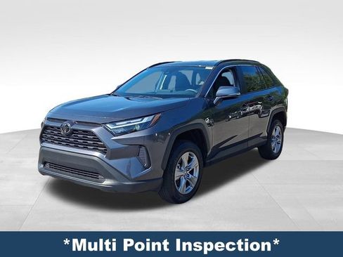Used 2025 Toyota RAV4 XLE AWD/4WD image 4