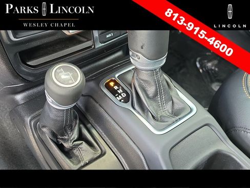 Used 2024 Jeep Wrangler Unlimited Sahara w/ Technology Group AWD/4WD image 24