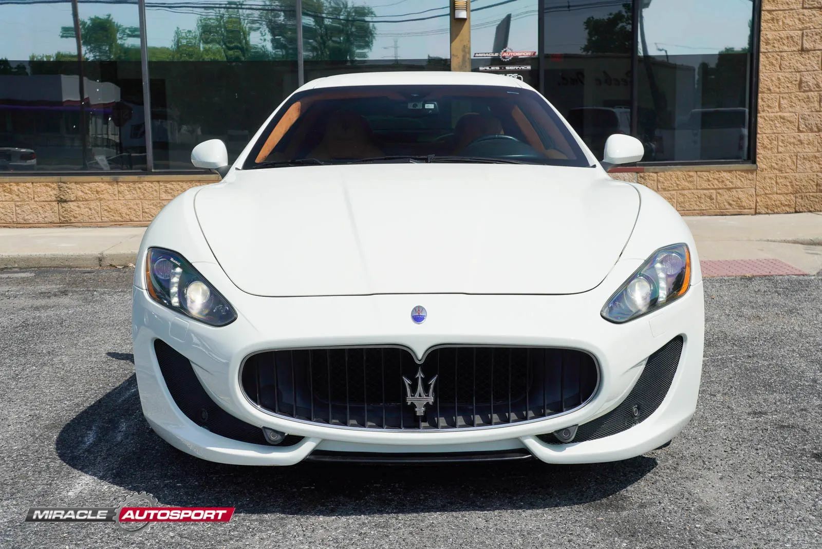 Used 2017 Maserati GranTurismo Sport RWD image 2